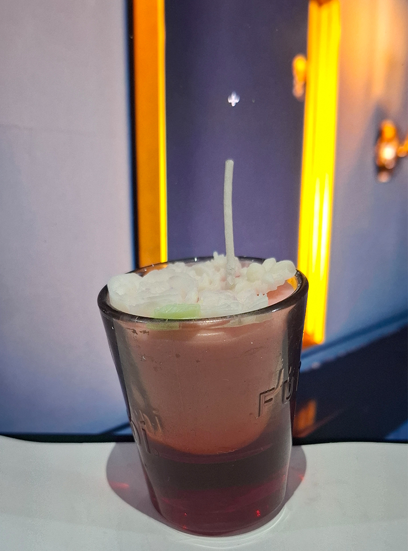 Red Glass Candle – Light Pink Soy Wax with Small Flower