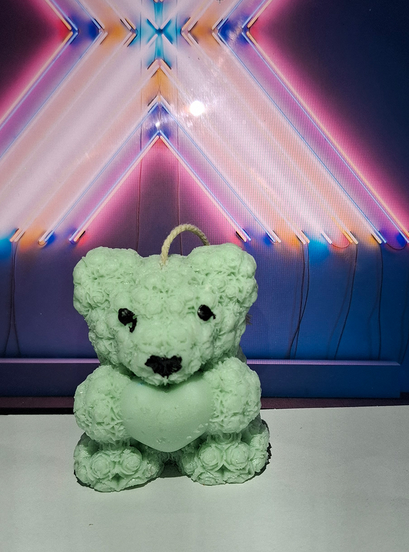 Light Green Teddy Bear Candle with Heart – Eco-Friendly Soy Wax