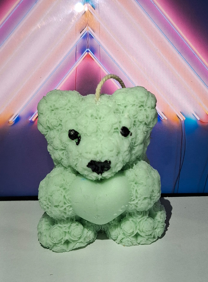 Light Green Teddy Bear Candle with Heart – Eco-Friendly Soy Wax